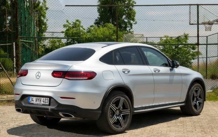 Mercedes-Benz-GLC-back